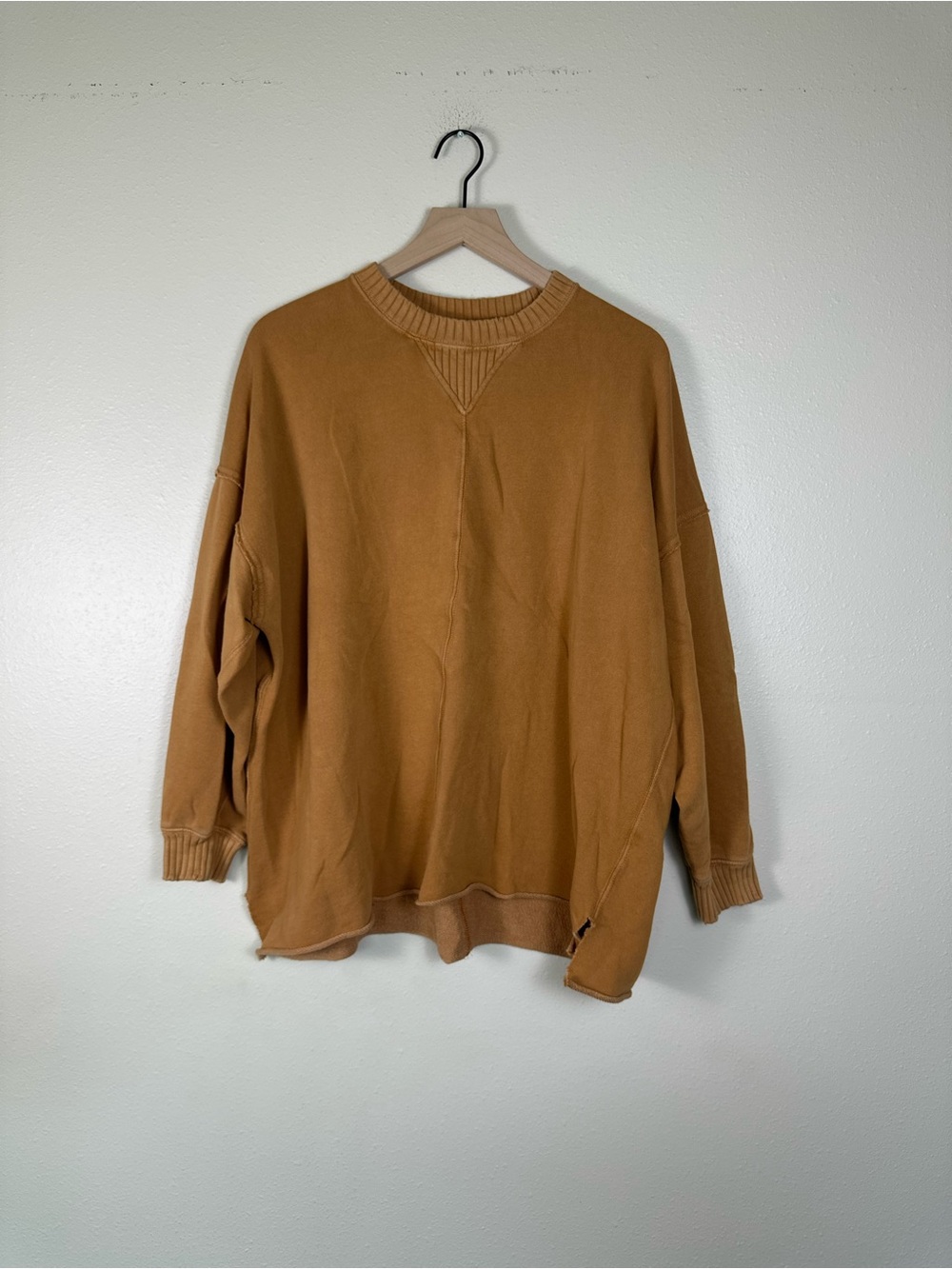 AERIE Women Medium‎ Loungewear Distressed Neck Oversized Crewneck Sweater